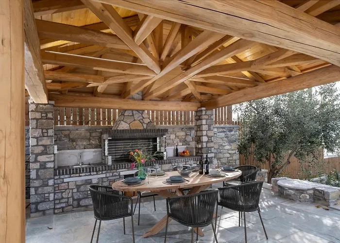 Holiday home Strofilos